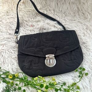 Vera Bradley Black Quilted Lightweight Wristlet Pouch Push‎ Lock / Zip Sz Small